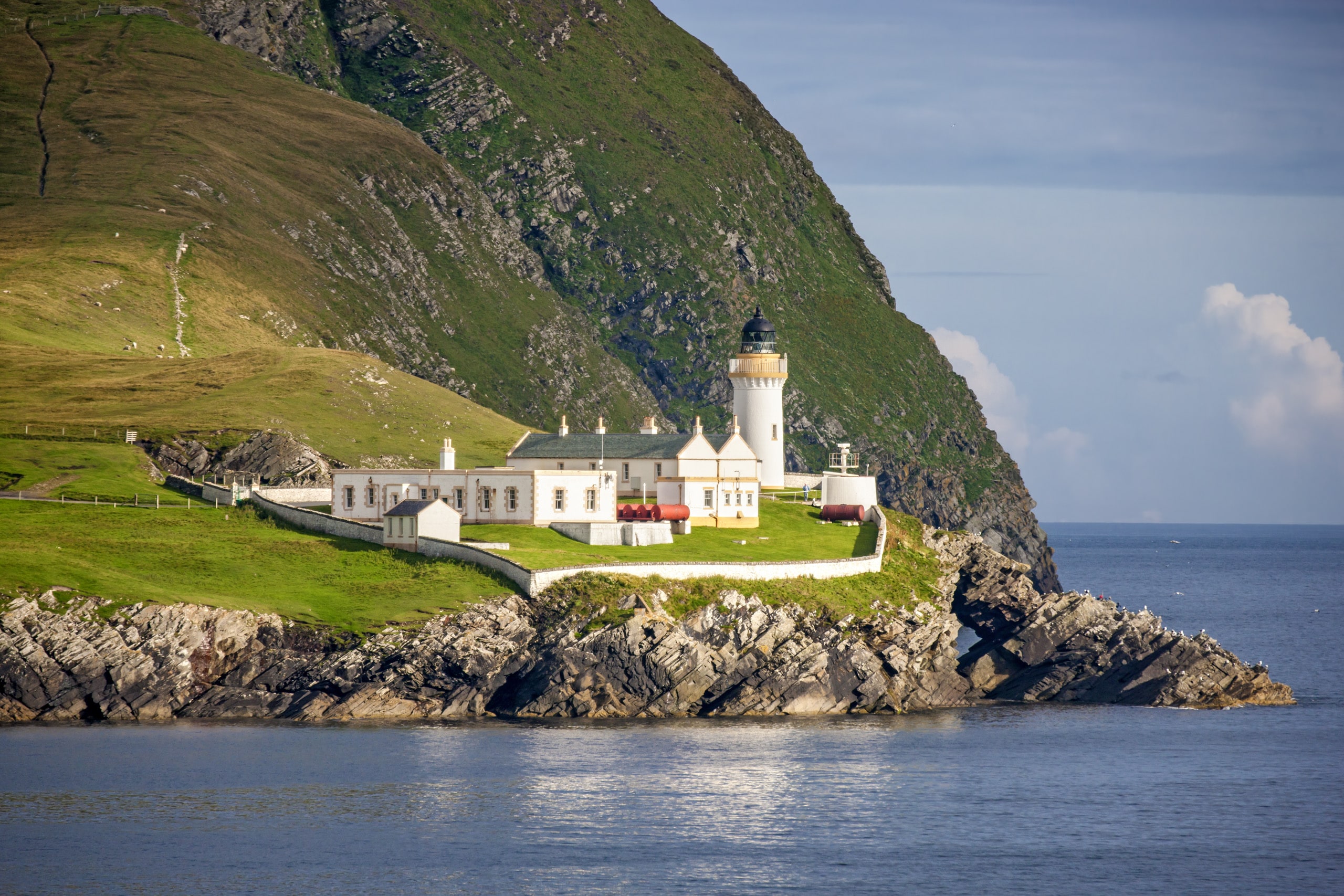 shore excursions lerwick shetland islands