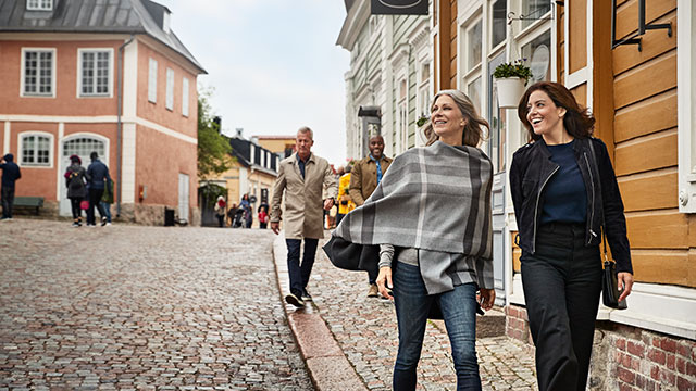 Guests exploring one of the ports visited on their Princess cruise