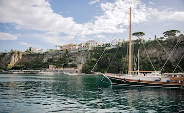 世界巡航遊輪公司-地中海&橫越大西洋橫越 52天