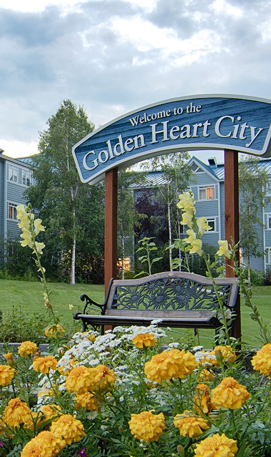 Welcome to the Golden Heart City.