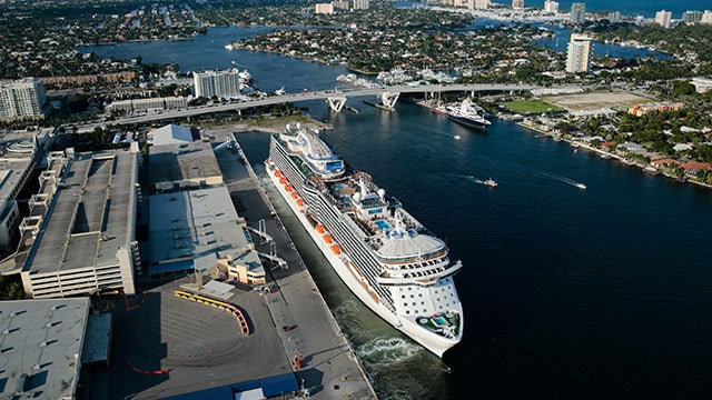 a princess cruise ship leaving port