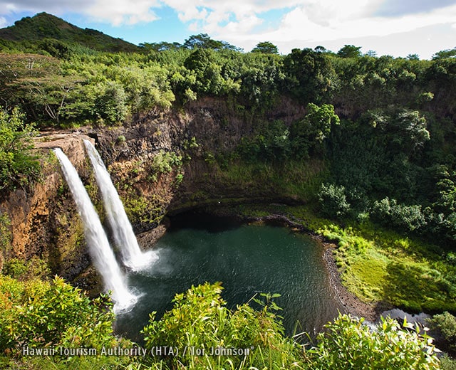 Wailua Falls, Kauai. Princess Hawaiian Cruises - Hawaii Tourism Authority (HTA) / Tor Johnson