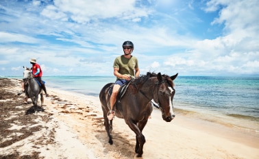 東/西方加勒比海冒險家之旅與歡慶之旅Key 15天